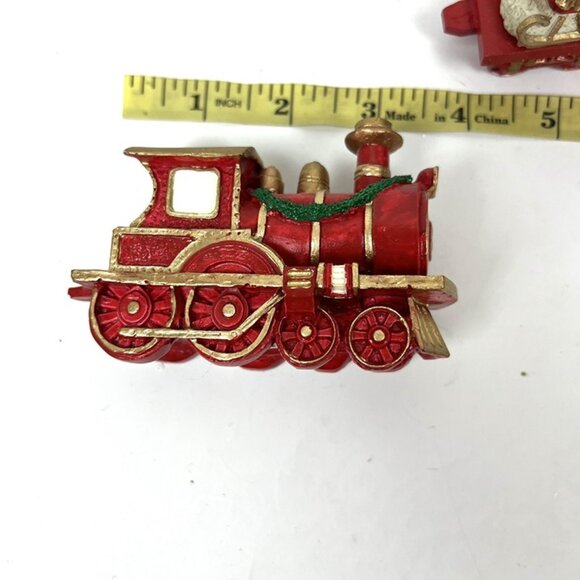 Vintage Flambro 3 Pc Santa’s Train Set in a Box Christmas Mantel Shelf Decor - Picture 8 of 12